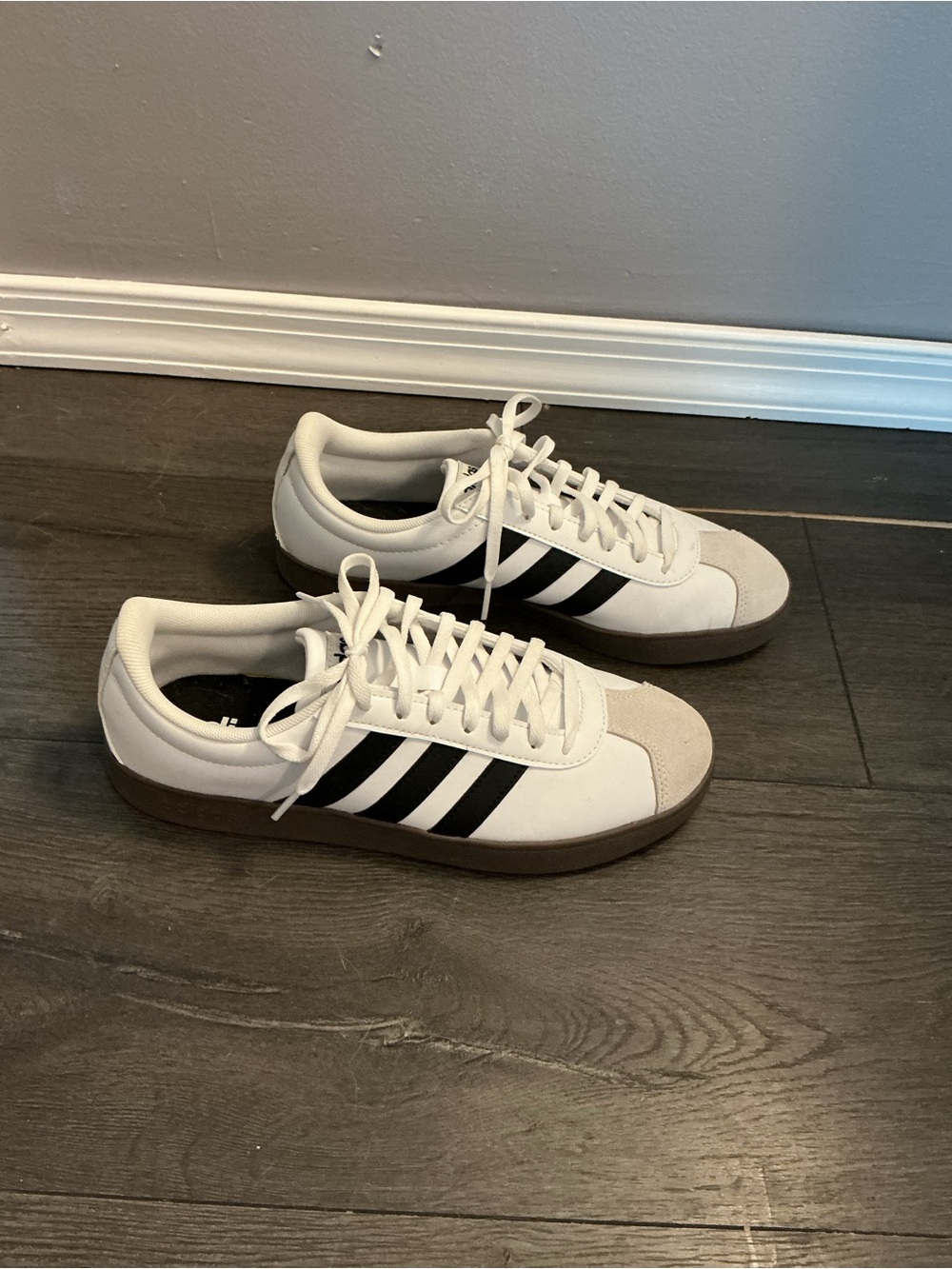 Women’s Adidas Court Base sneakers - Picture 3 of 6